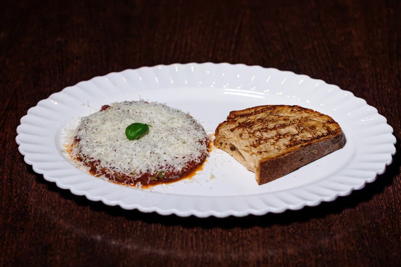 тар тар говядина с пармезаном