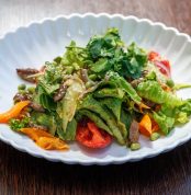 салат с говяжтей вырезкой